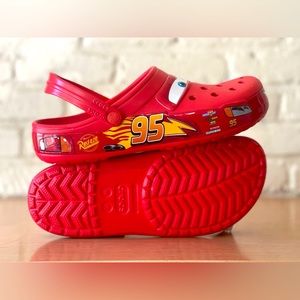 Crocs Classics Clog Lightning McQueen Disney Cars Men Size 11 205759-610 Comfort